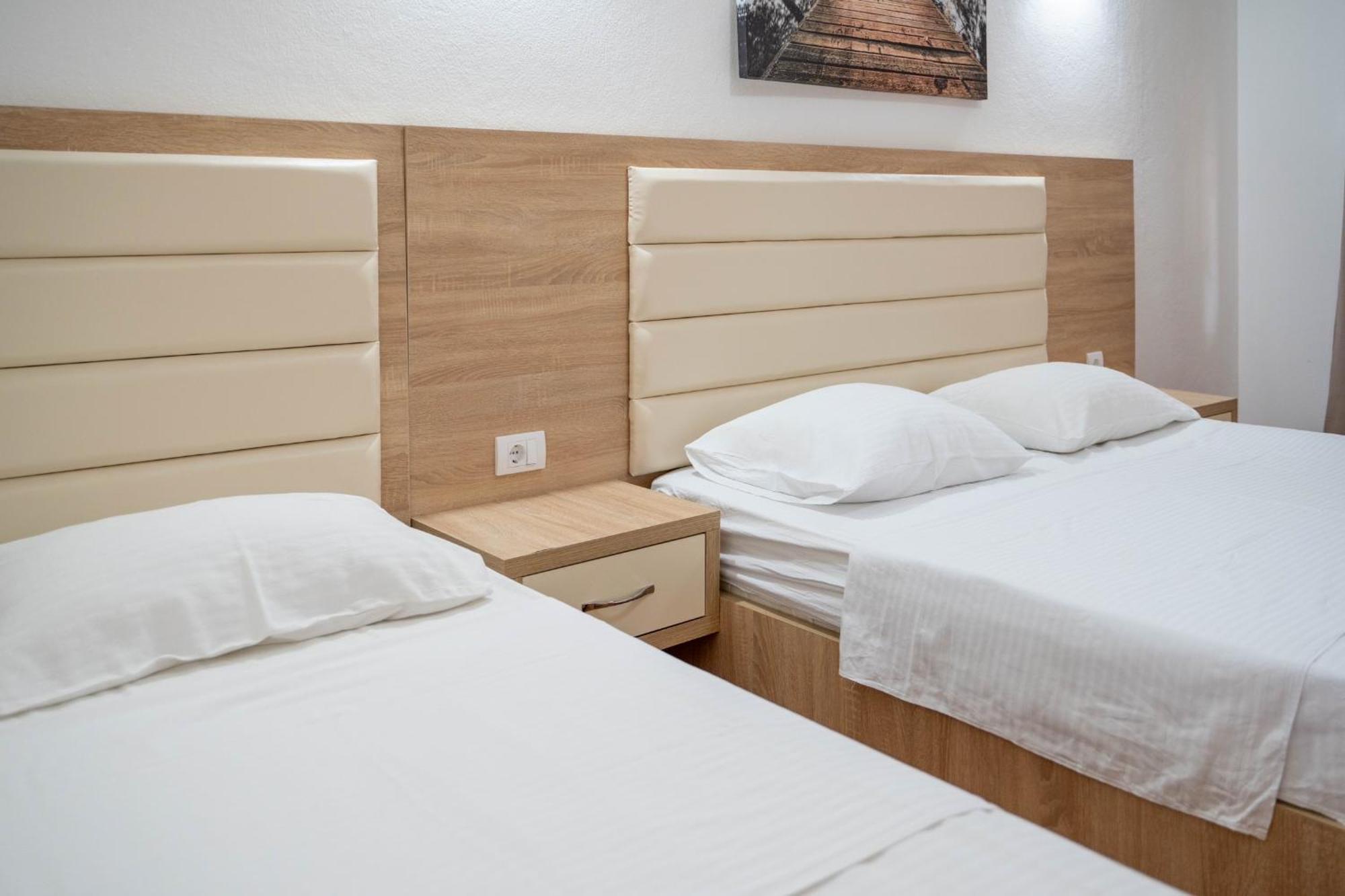 Apartments Rudaj ウルツィニ エクステリア 写真